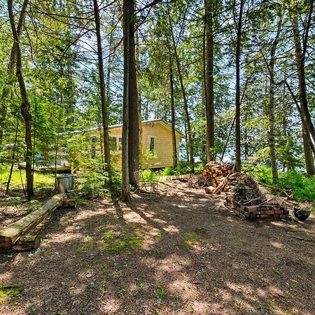 Cozy Lakefront Madison Cabin With Dock And Kayaks Vila Exterior foto